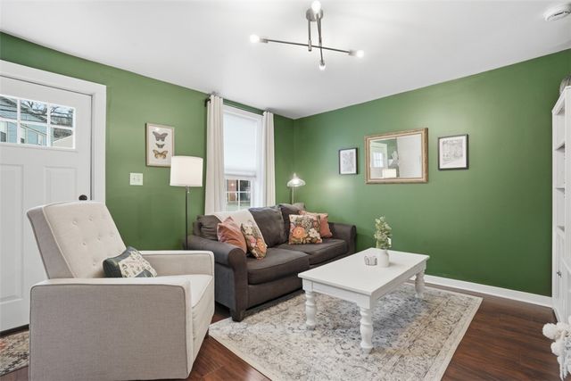 1150 Woods Run Ave, Brighton Heights, PA 15212