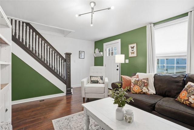1150 Woods Run Ave, Brighton Heights, PA 15212