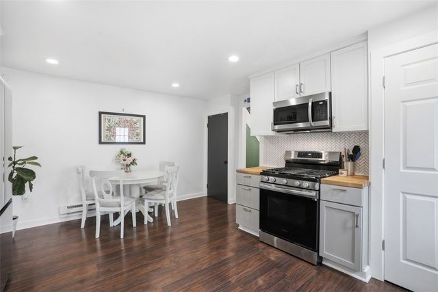 1150 Woods Run Ave, Brighton Heights, PA 15212