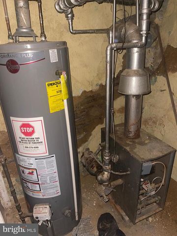 124 N 3RD ST, Darby, PA 19023