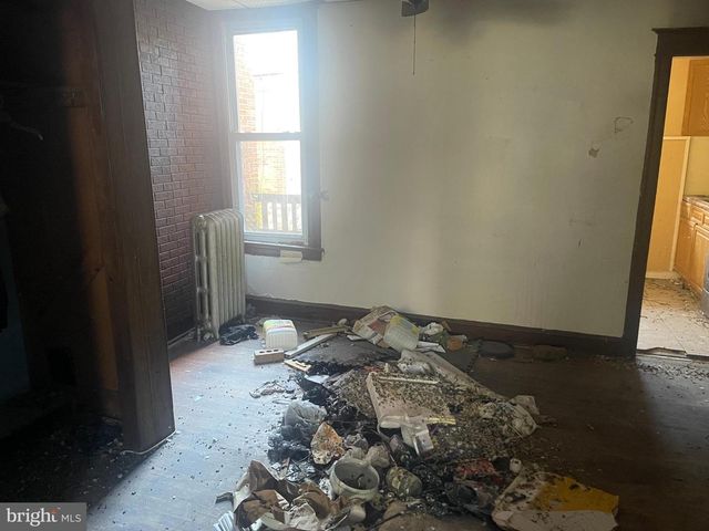 124 N 3RD ST, Darby, PA 19023