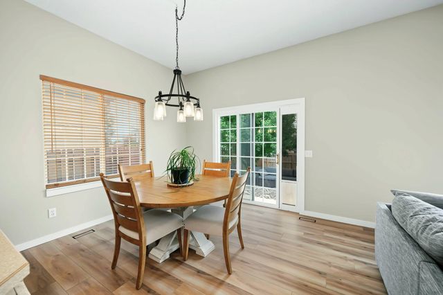 2206 Pheasant Ln., Salina, KS 67401