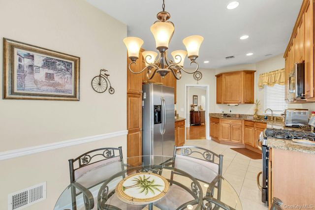 43 Louden Loop, Mount Sinai, NY 11766