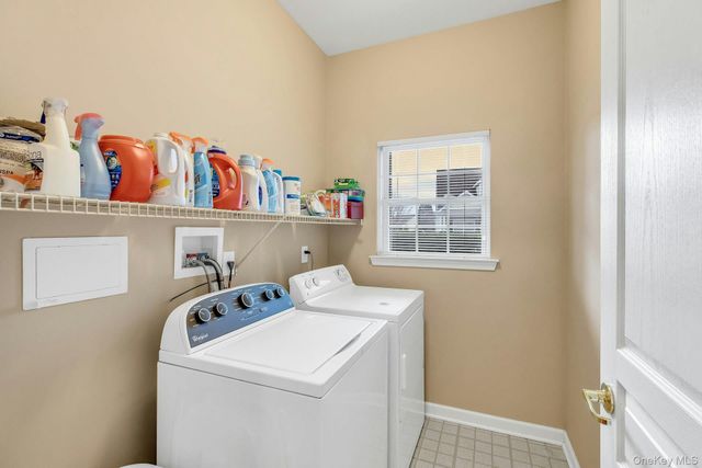 43 Louden Loop, Mount Sinai, NY 11766