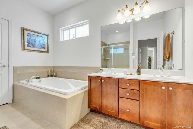 43 Louden Loop, Mount Sinai, NY 11766