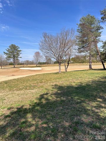 4029 Pinecrest Drive NE 166, Hickory, NC 28601