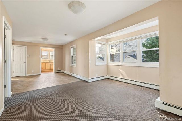 8 Garfield Avenue 2, Farmingdale, NY 11735