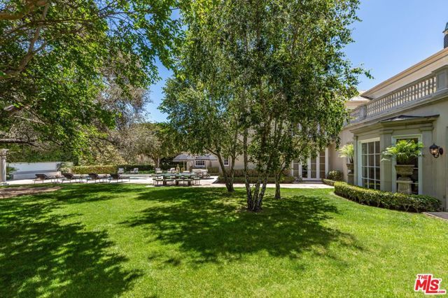 10911 Chalon Road, Los Angeles, CA 90077