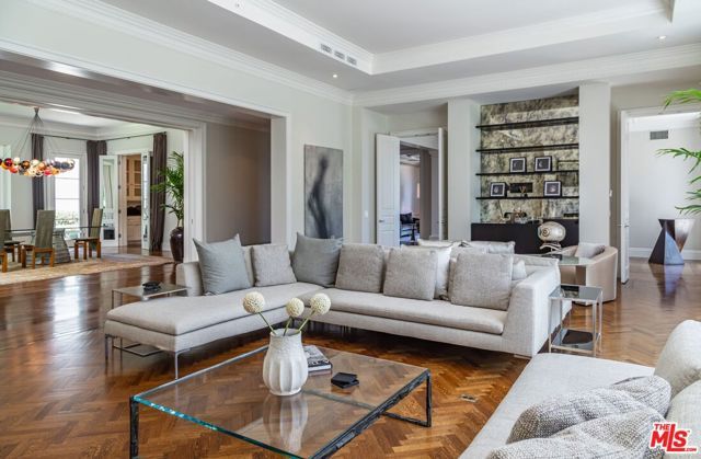 10911 Chalon Road, Los Angeles, CA 90077