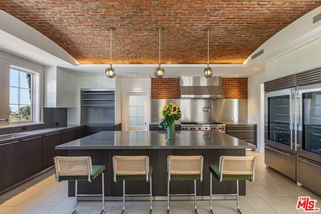 10911 Chalon Road, Los Angeles, CA 90077