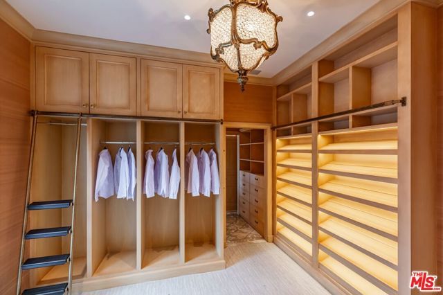 10911 Chalon Road, Los Angeles, CA 90077