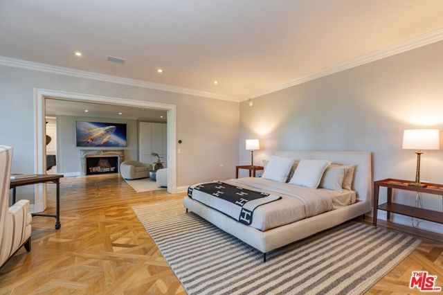 10911 Chalon Road, Los Angeles, CA 90077