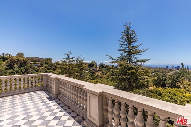 10911 Chalon Road, Los Angeles, CA 90077