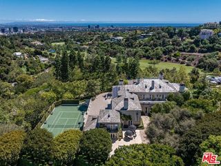 10911 Chalon Road, Los Angeles, CA 90077