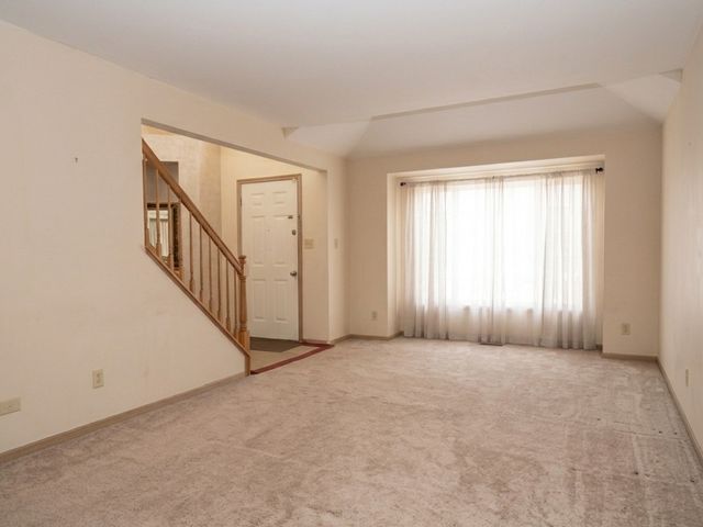 232 Highland Road, Matteson, IL 60443