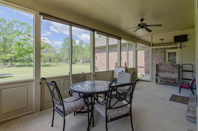 9179 Brittany Rd, Sorrento, LA 70778