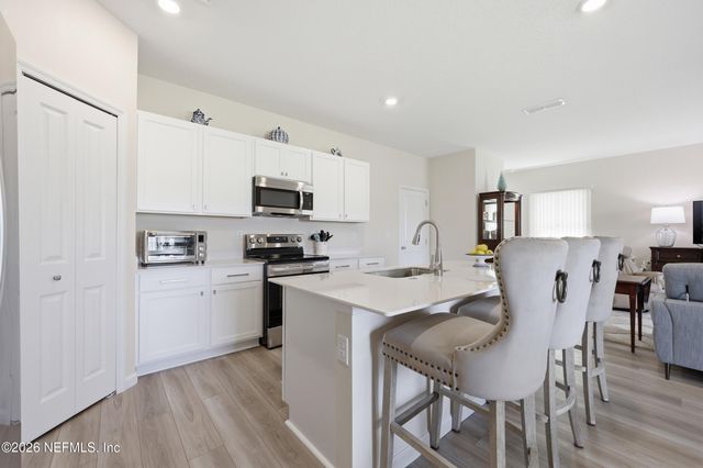 2826 GRAND FINALE Street, Green Cove Springs, FL 32043