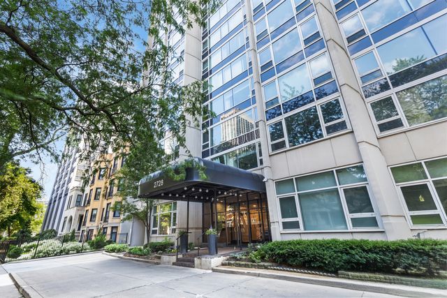 2728 N HAMPDEN Court 109, Chicago, IL 60614