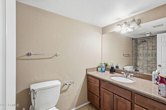 2513 S KACHINA Circle, Tempe, AZ 85282