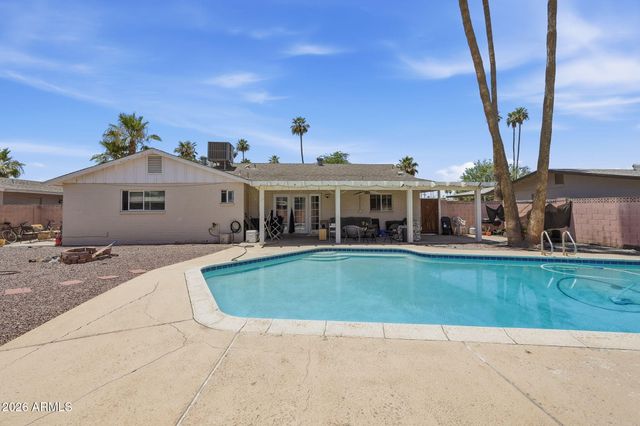 2513 S KACHINA Circle, Tempe, AZ 85282