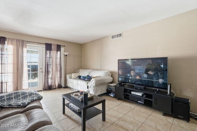 2513 S KACHINA Circle, Tempe, AZ 85282