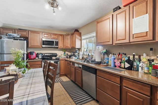 2513 S KACHINA Circle, Tempe, AZ 85282