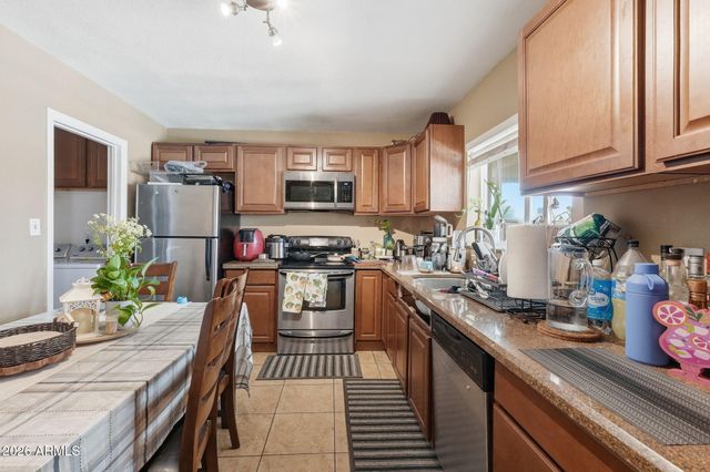 2513 S KACHINA Circle, Tempe, AZ 85282