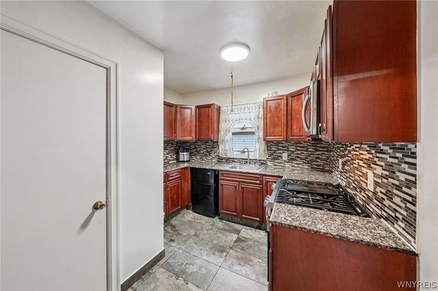 1425 Kenmore Avenue, Tonawanda, NY 14217
