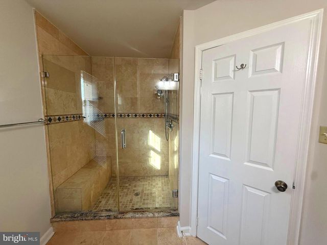 13146 LAZY GLEN CT, Herndon, VA 20171
