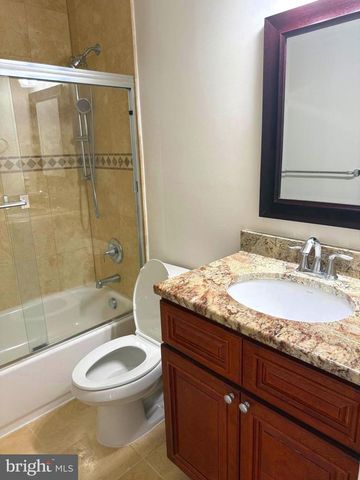 13146 LAZY GLEN CT, Herndon, VA 20171