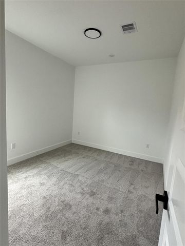8218 Locksley Road B, Houston, TX 77078
