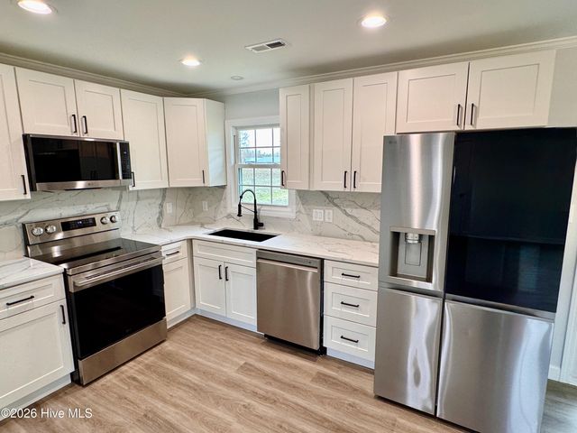 19016 Us Highway 64, Williamston, NC 27892