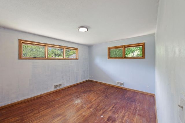 620 Callahan Place, Mendota Heights, MN 55118