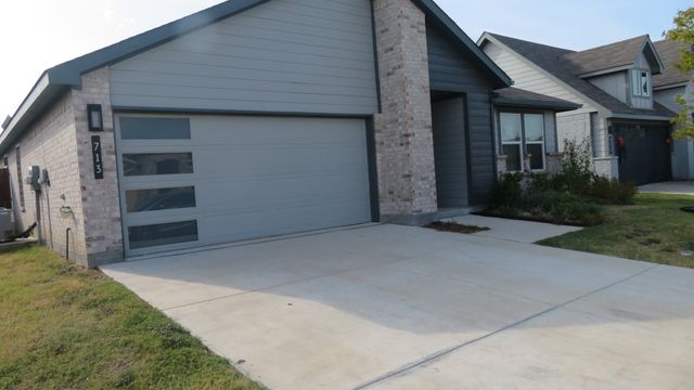 713 Trinity Park Trail, Alvarado, TX 76009