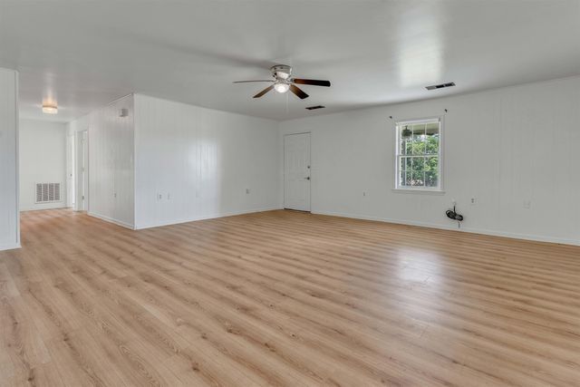 1745 DAWSON RD, Brighton, TN 38011