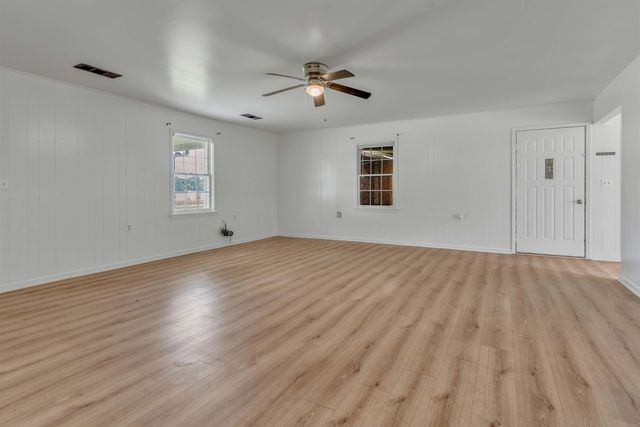 1745 DAWSON RD, Brighton, TN 38011