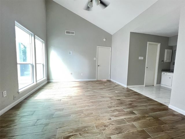 3807 Saratoga Drive, Houston, TX 77088