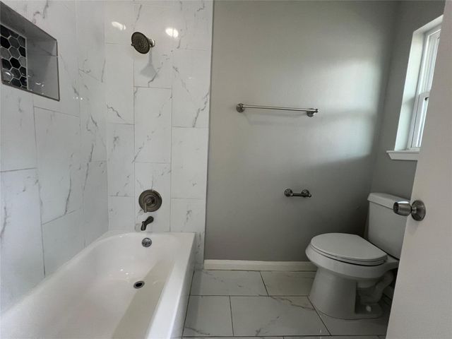 3807 Saratoga Drive, Houston, TX 77088