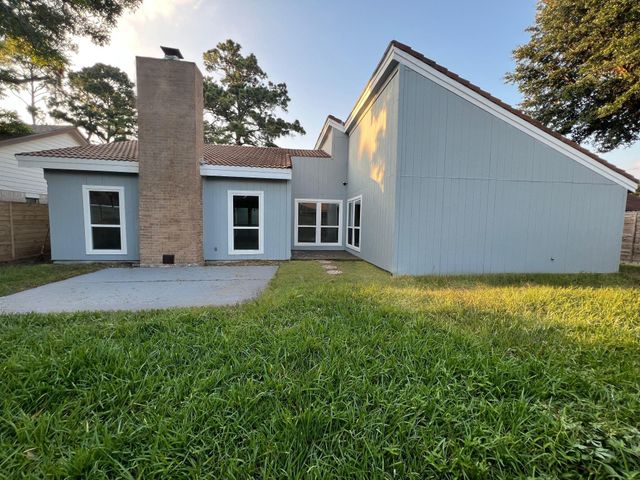 3807 Saratoga Drive, Houston, TX 77088