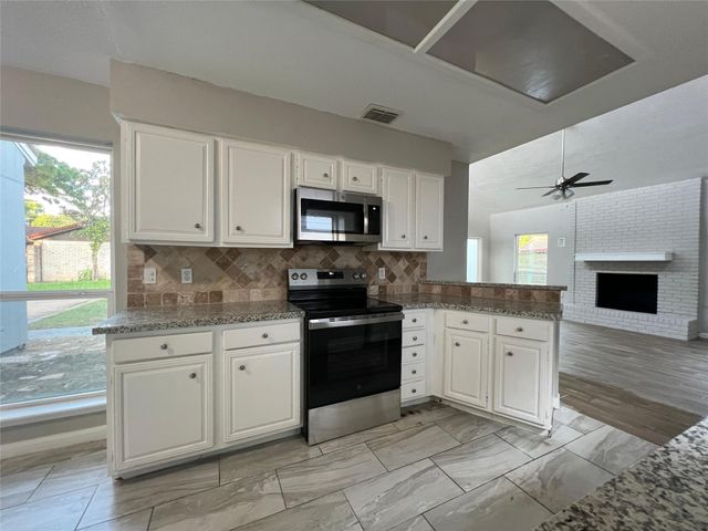 3807 Saratoga Drive, Houston, TX 77088