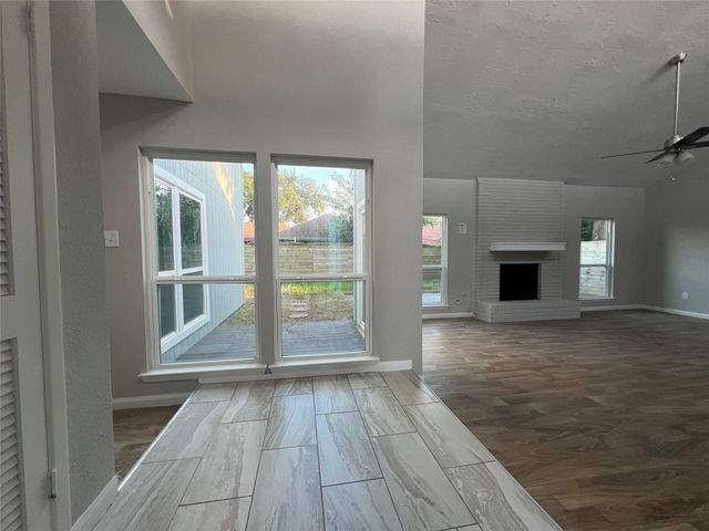 3807 Saratoga Drive, Houston, TX 77088