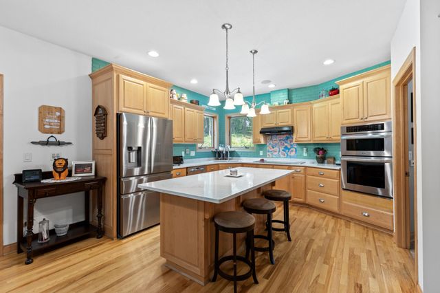 6921 Bluff Lane NW, Rochester, MN 55901