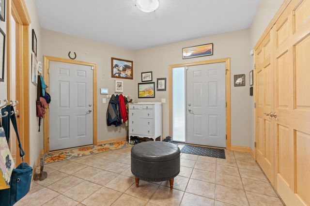 6921 Bluff Lane NW, Rochester, MN 55901