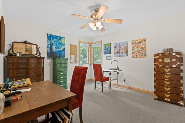 6921 Bluff Lane NW, Rochester, MN 55901