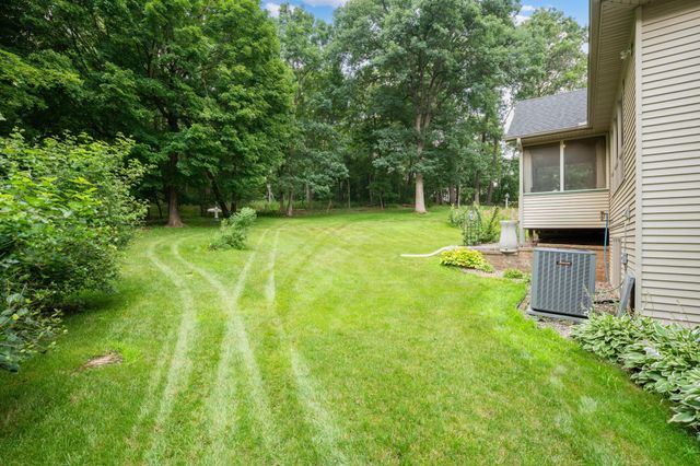 6921 Bluff Lane NW, Rochester, MN 55901