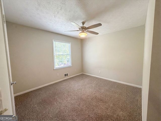 1 Logwood Lane, Newnan, GA 30265