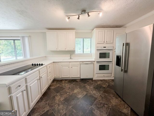 1 Logwood Lane, Newnan, GA 30265