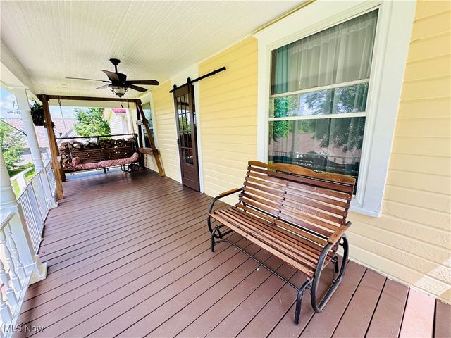 309 Donahey Avenue NE, New Philadelphia, OH 44663