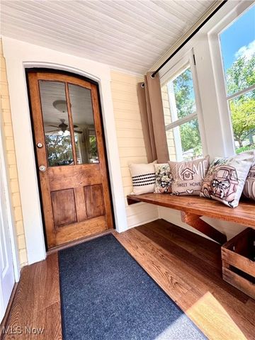 309 Donahey Avenue NE, New Philadelphia, OH 44663