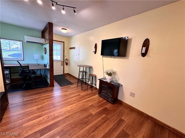 309 Donahey Avenue NE, New Philadelphia, OH 44663